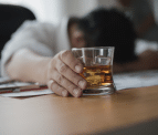 Qual o impacto do álcool no sono